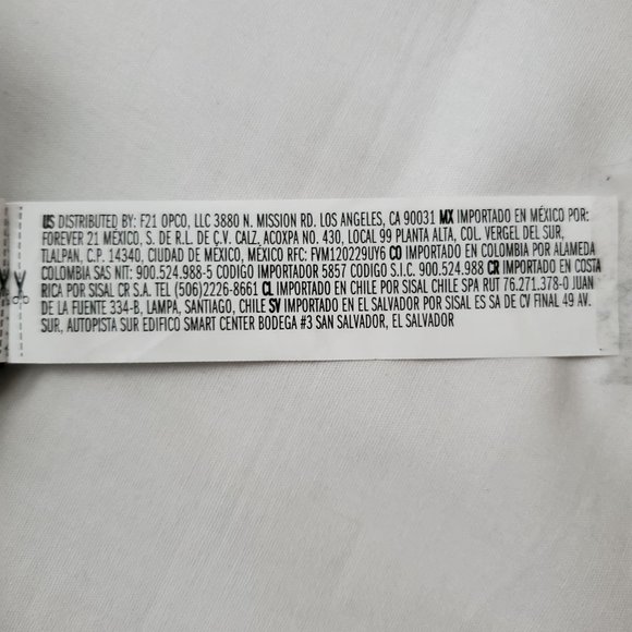 Forever 21 Women's Snake Print Mock Neck Crop Long Sleeve Top Size Medium - Picture 14 of 16